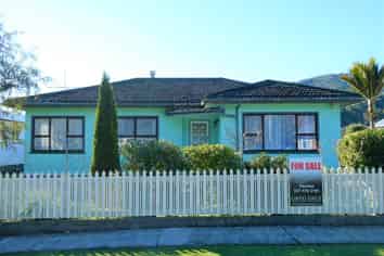 105 Marlborough Street, Greymouth