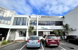 CENTRAL EPSOM GROUND FLOOR SPACE