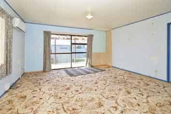 8C Breckons Avenue, Nawton