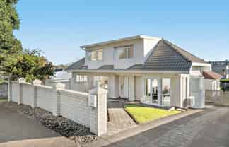 237 St Andrews Road, Epsom