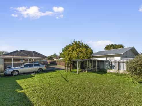 28 Yeats Crescent, Fairfield