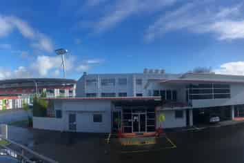 Hamilton Executive Lease