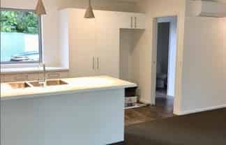 8/160 Rossall Street, Parkvale