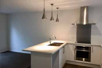 8/160 Rossall Street, Parkvale