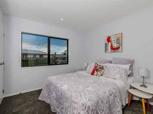 1/25 Kennington Drive, Clendon Park