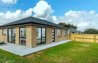 1/25 Kennington Drive, Clendon Park