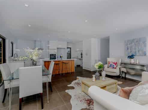 1/25 Kennington Drive, Clendon Park