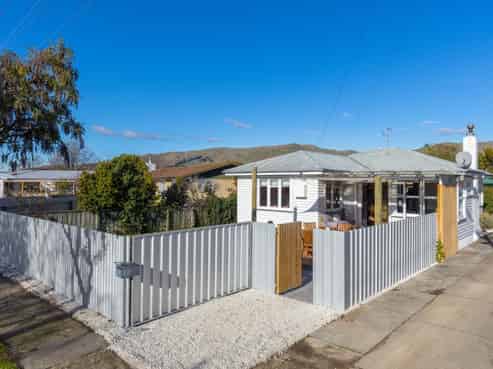 12 Julian Street, Redwoodtown