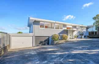 32 Lynbrooke Avenue, Blockhouse Bay
