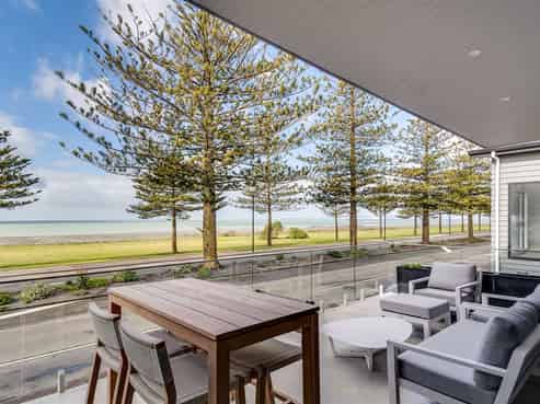 607 Marine Parade, 