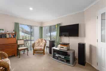 2 Island View Heights, Coastlands