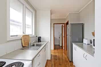 806A Riverslea Road North, Parkvale