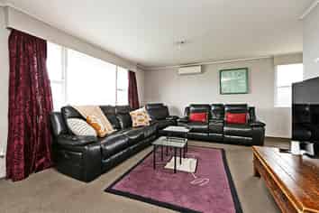 806A Riverslea Road North, Parkvale