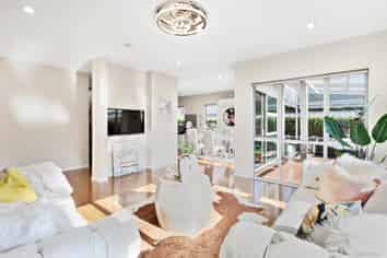 12 Selwyn Road, Epsom