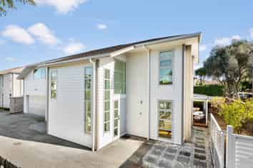 12 Selwyn Road, Epsom