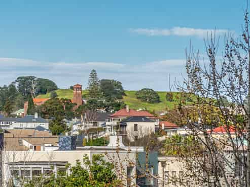 2D/36 James Cook Crescent, Remuera