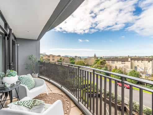 2D/36 James Cook Crescent, Remuera