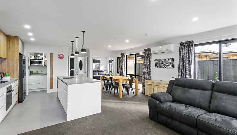 19 Broadway Parade, Rolleston