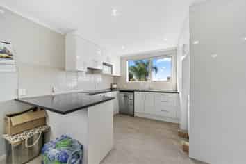 26 Piriti Place, Weymouth