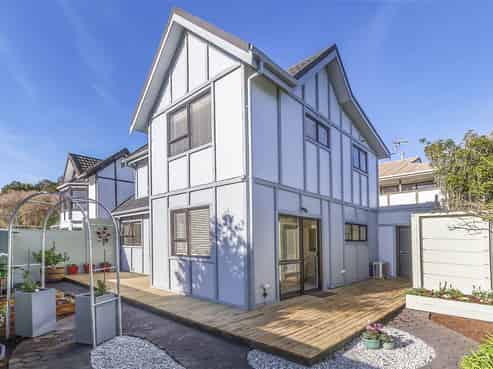 20B Acheron Road, Paremata