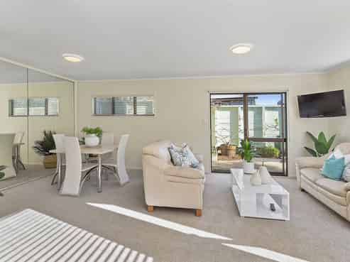 20B Acheron Road, Paremata