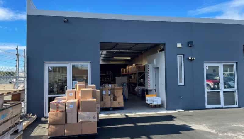 1-5/10 Senior Place, Bromley