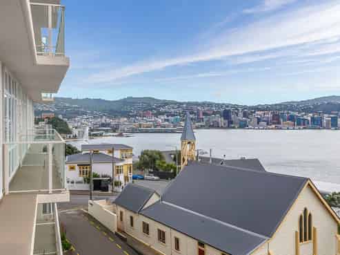 7E/19 Maida Vale Road, Roseneath