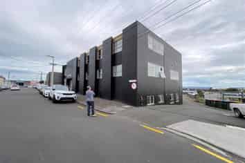CBRE - Mt Eden Warehouse / Showroom