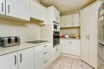 3H/175 Hurstmere Road, Takapuna