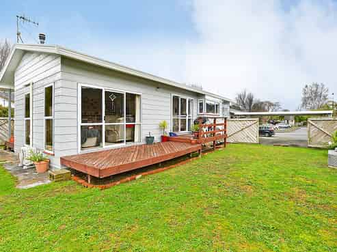 22 Memphis Grove, Totara Park