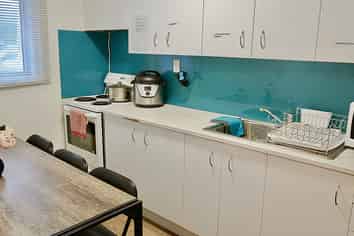 4/41 Barber Grove, Moera