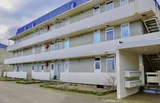 4/41 Barber Grove, Moera