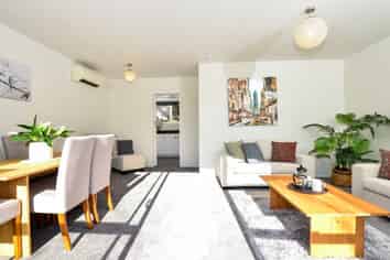 12B Hazelwood Avenue, Dinsdale