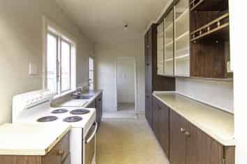 64 Lyndhurst Street, Takaro