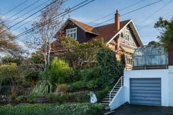 21 Moana Crescent, Musselburgh