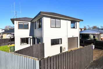 100A Firth Street, Hamilton East