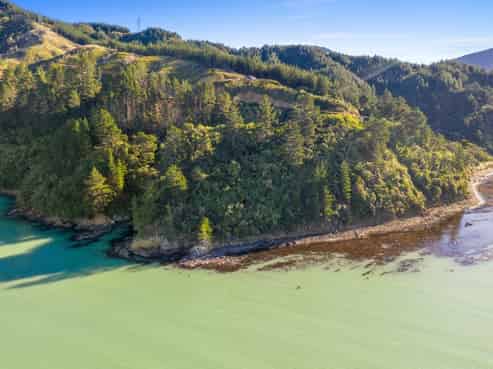 1711 Port Underwood Road, 