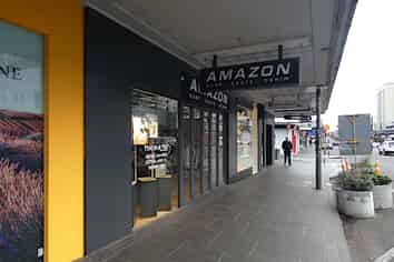 Looking for location on Broadway?