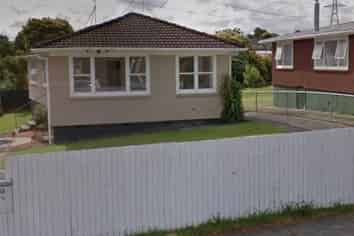 13 Emerson Road, Otara