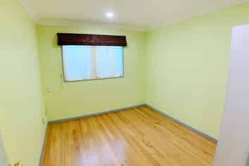 Auckland - Address withheld