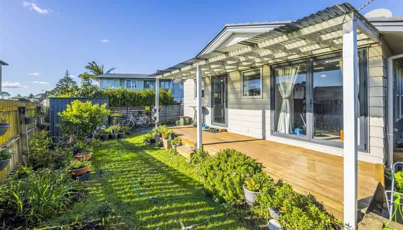 60A Swaffield Road, Papatoetoe