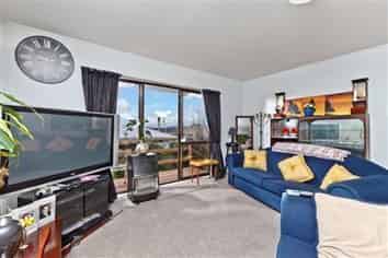 4 Melia Place , Stanmore Bay