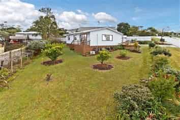 4 Melia Place , Stanmore Bay