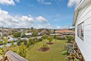 4 Melia Place , Stanmore Bay