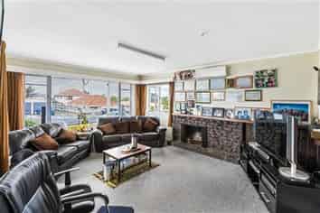 7 poto street, Te Atatu South