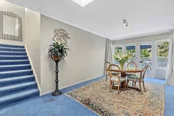 212 Hillcrest Road, Hillcrest