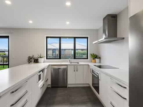 8 Slate Street, Rolleston