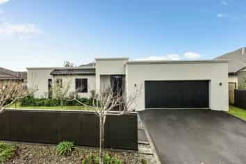 3 Aspen Court, Huntington