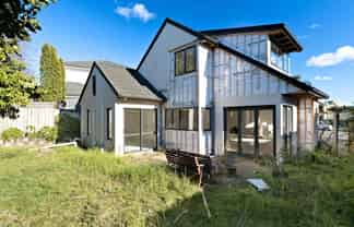 317 Hill Road, The Gardens