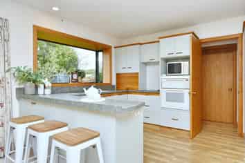 22 Clarevale Street, Burwood